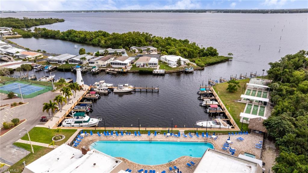 OLD BRIDGE VILLAGE - Residential