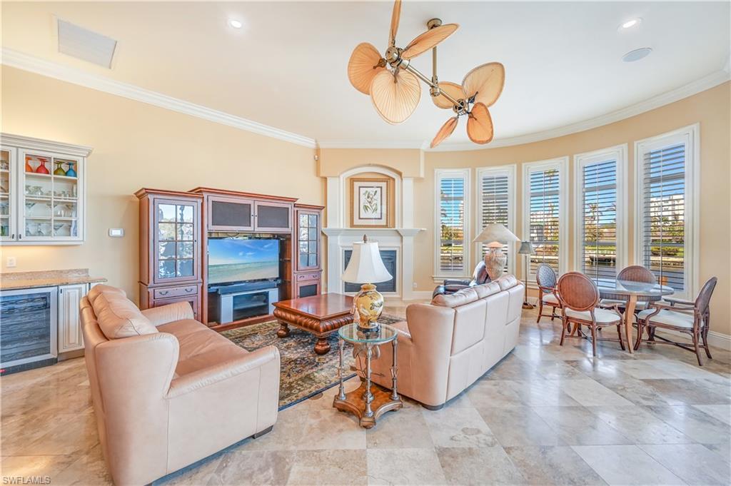 PARK SHORE - Residential