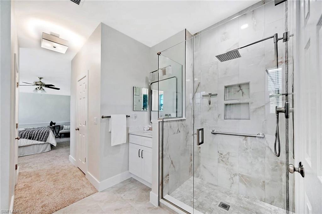 COLONY LAKES - Residential