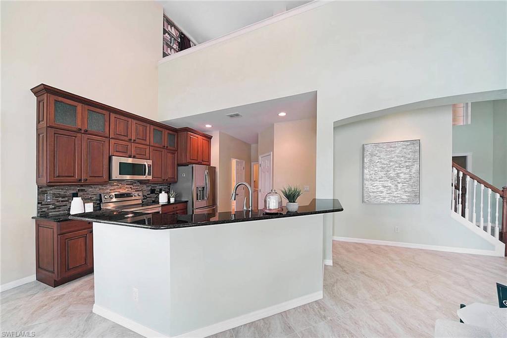 COLONY LAKES - Residential