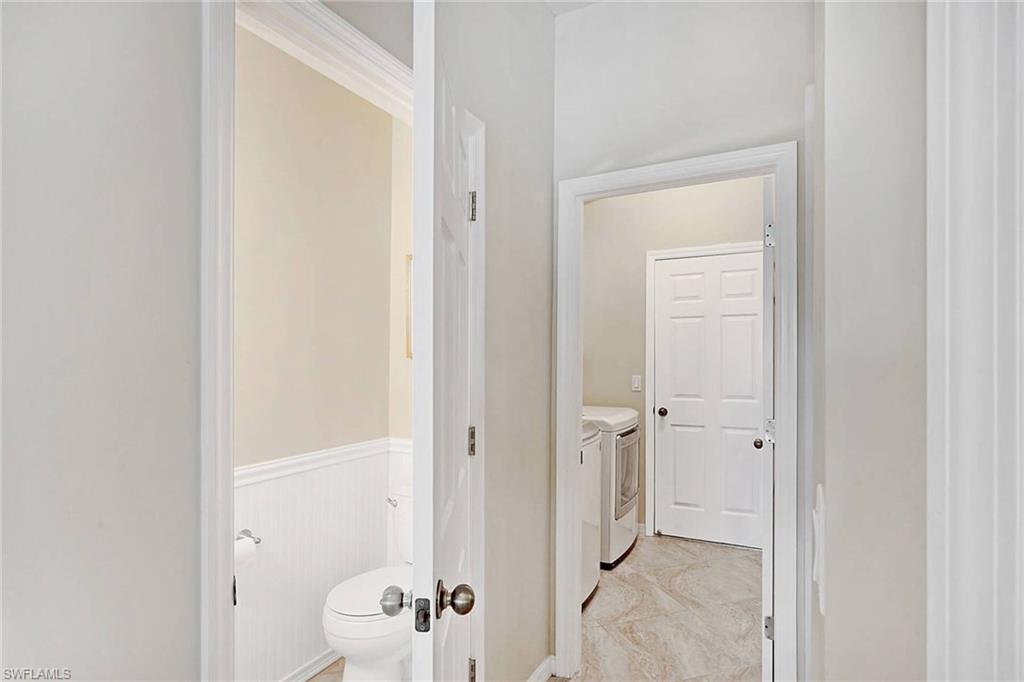 COLONY LAKES - Residential