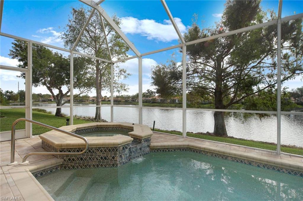 COLONY LAKES - Residential