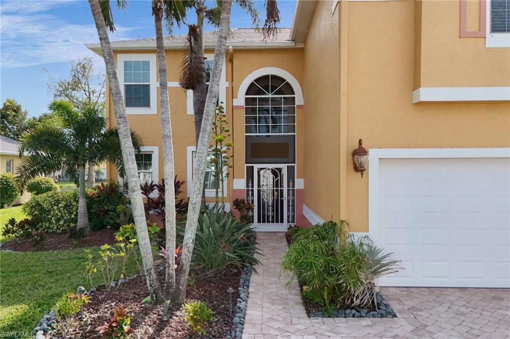 COLONY LAKES - Residential