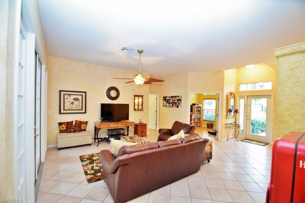 PINECREST - Residential