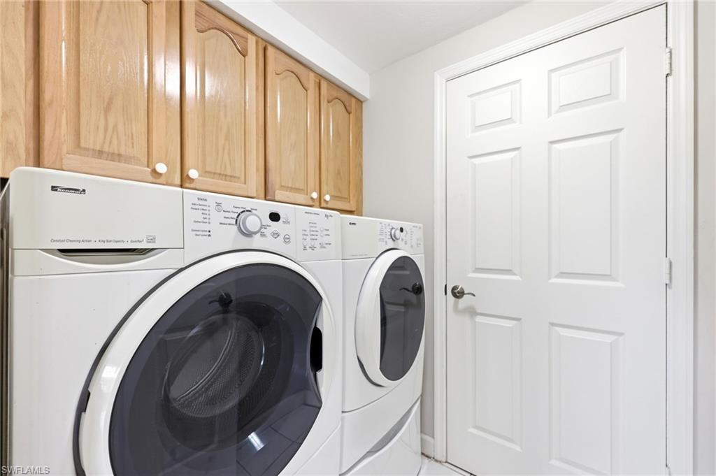 MARINA BAY CLUB OF NAPLES - Residential