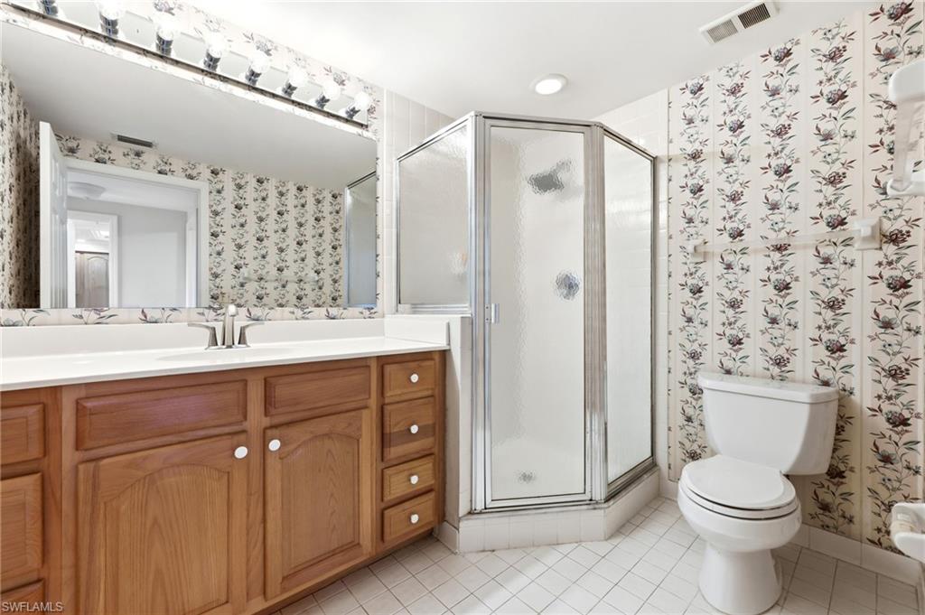 MARINA BAY CLUB OF NAPLES - Residential