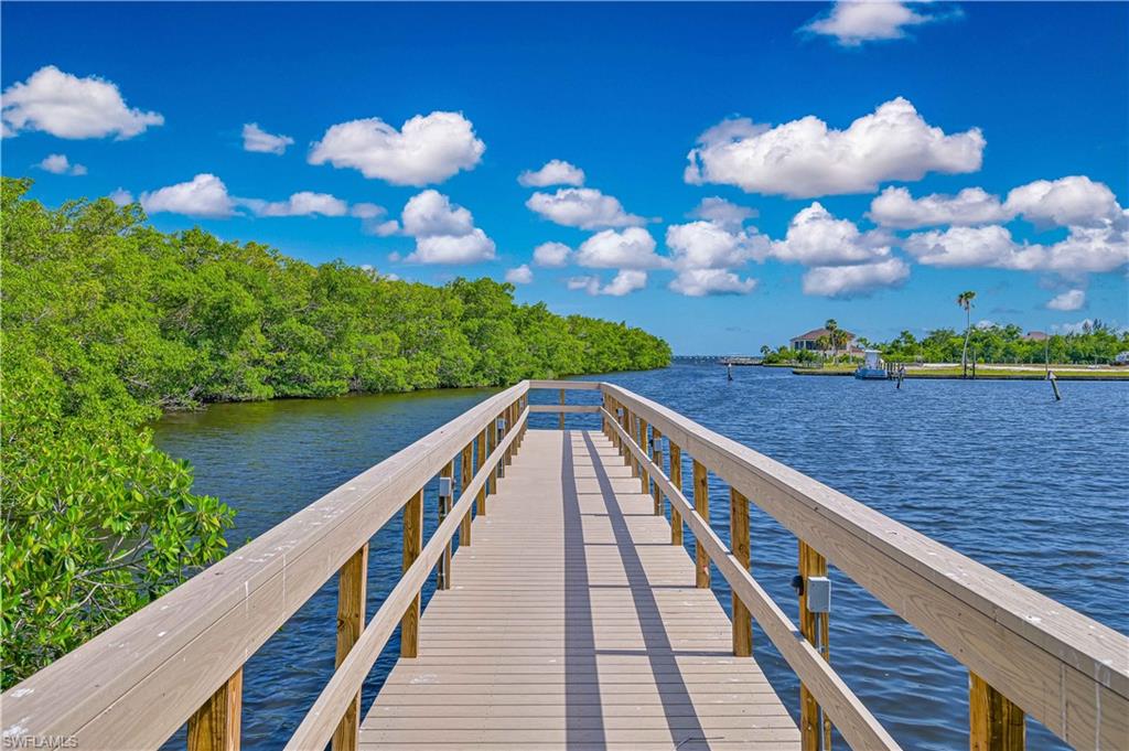 BUTTONWOOD HARBOR - Residential