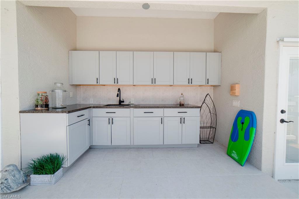 SOUTH BAY - Residential