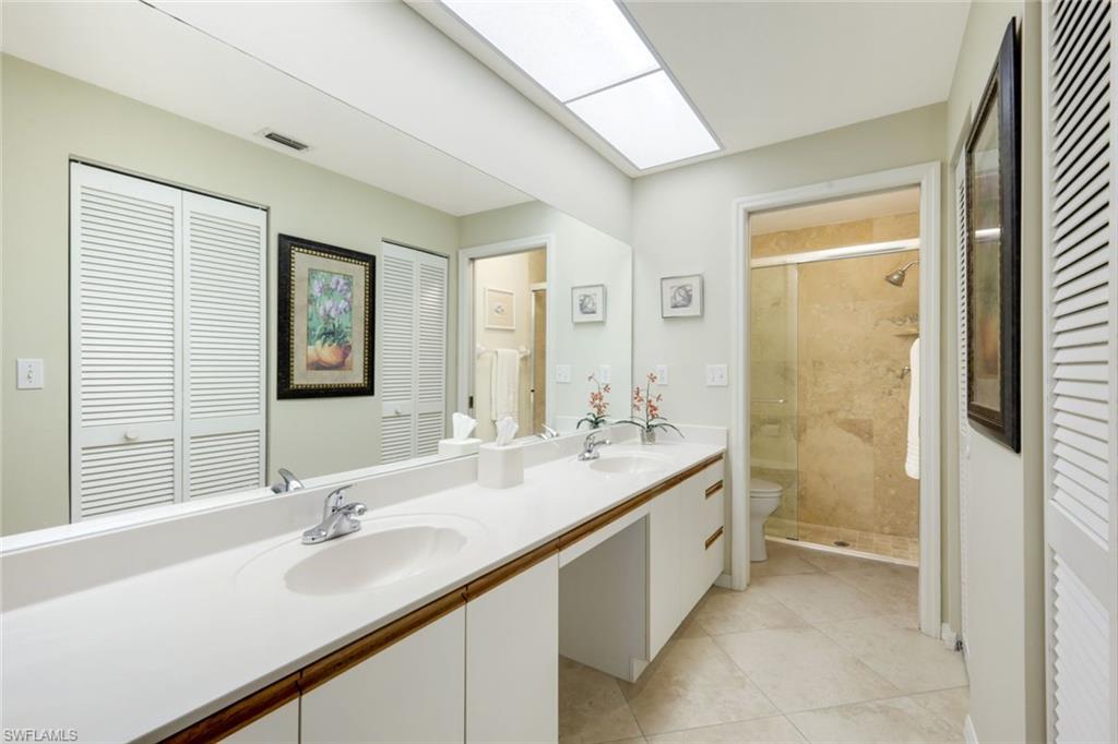 LAUREL OAKS AT PELICAN BAY - Residential