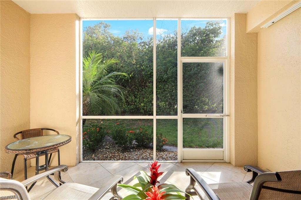 LAUREL OAKS AT PELICAN BAY - Residential