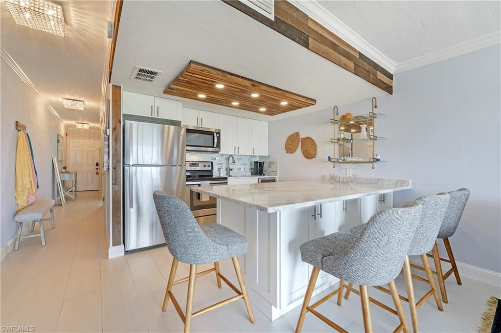 Photo of 260 Southbay DR #102, NAPLES, FL 34108 (MLS # 225045152)