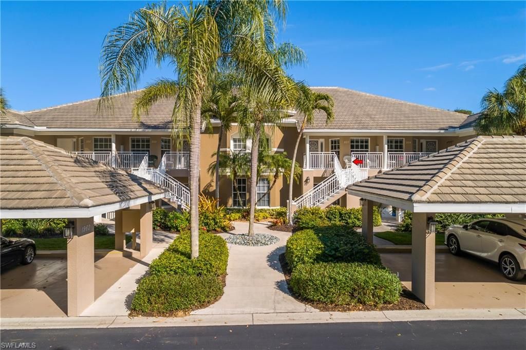 Photo of 1960 Willow Bend CIR #5, NAPLES, FL 34109 (MLS # 226005290)