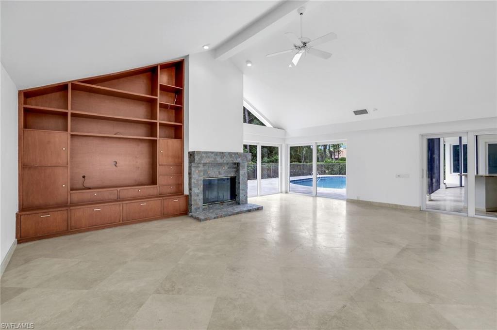 4502 Silver Fox DR