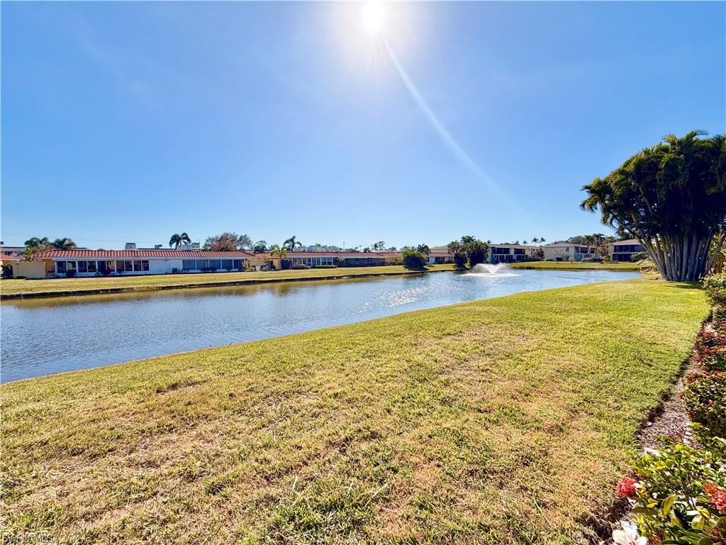 GLADES COUNTRY CLUB - Residential Lease