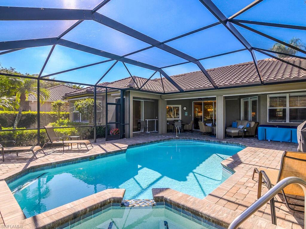 NAPLES HERITAGE - Residential