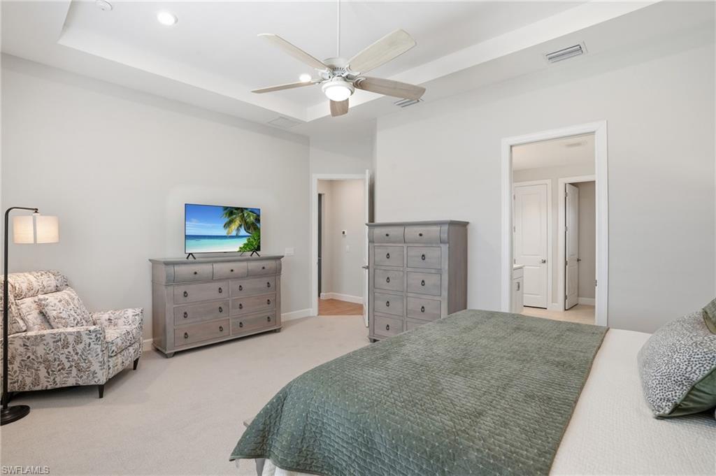 COUNTRY CLUB - Residential