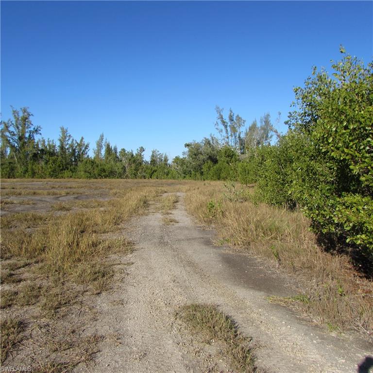 METES AND BOUNDS - Land