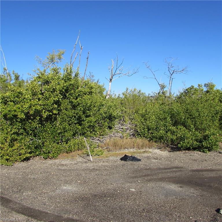 METES AND BOUNDS - Land