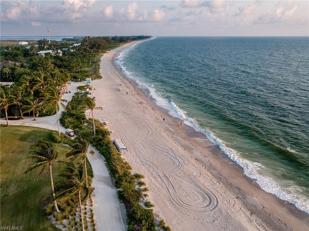 BEACH VILLAS CONDO - Residential