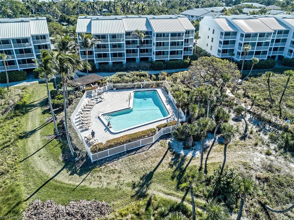 BEACH VILLAS CONDO - Residential