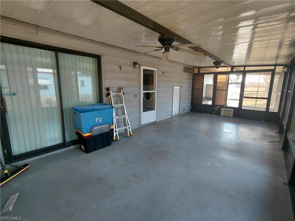 SEMINOLE MANOR - Residential