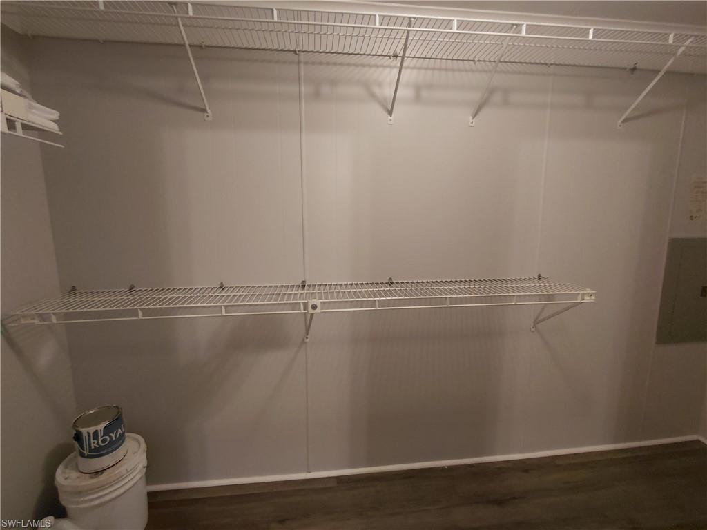 SEMINOLE MANOR - Residential