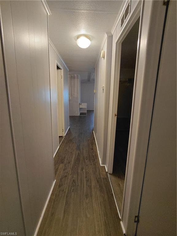 SEMINOLE MANOR - Residential