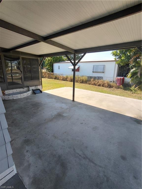 SEMINOLE MANOR - Residential