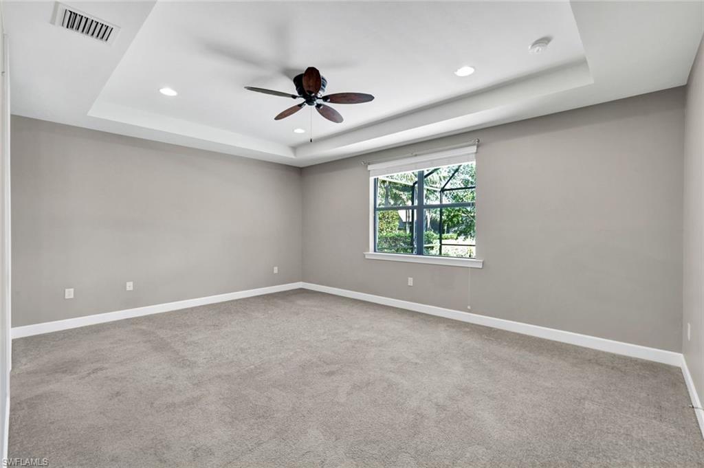 CAMDEN SQUARE - Residential