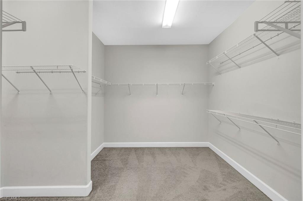 CAMDEN SQUARE - Residential