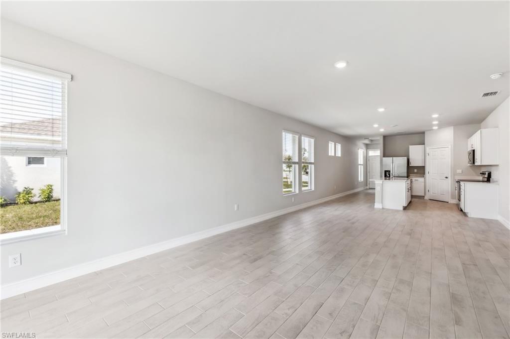 BELLE ARBOR - Residential