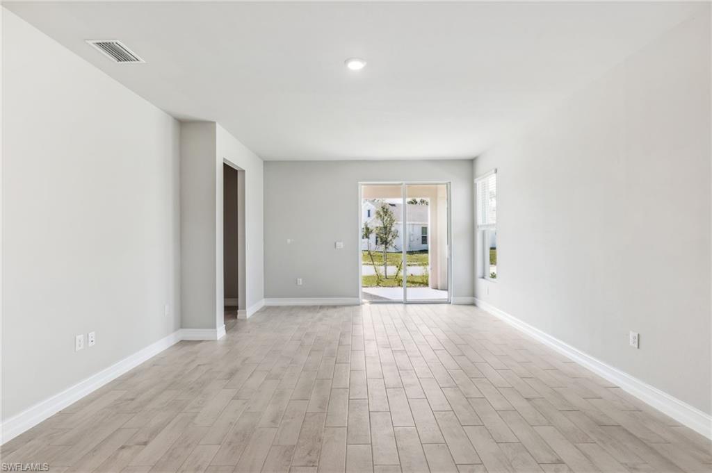 BELLE ARBOR - Residential