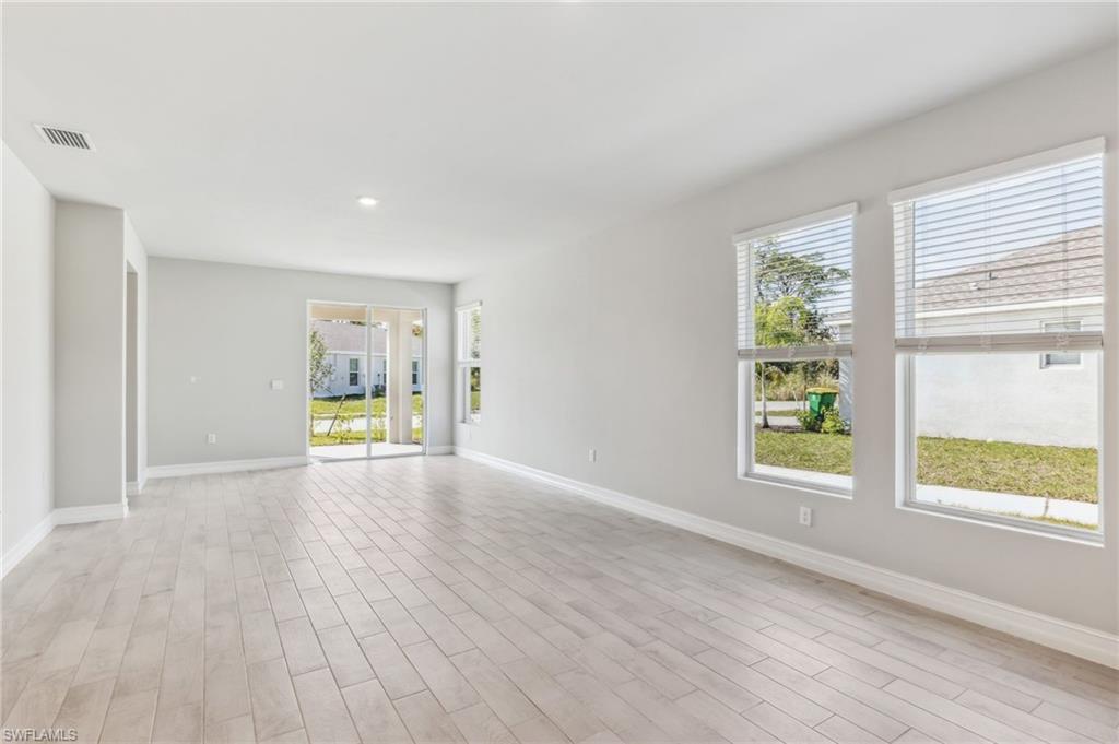 BELLE ARBOR - Residential