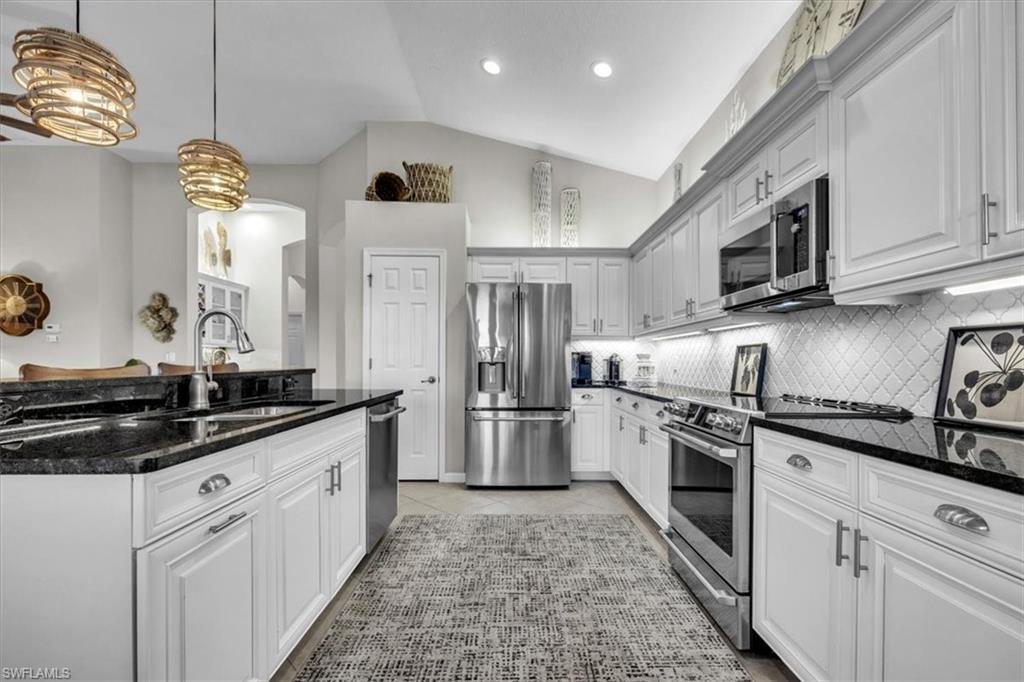 LAKEVIEW - Residential