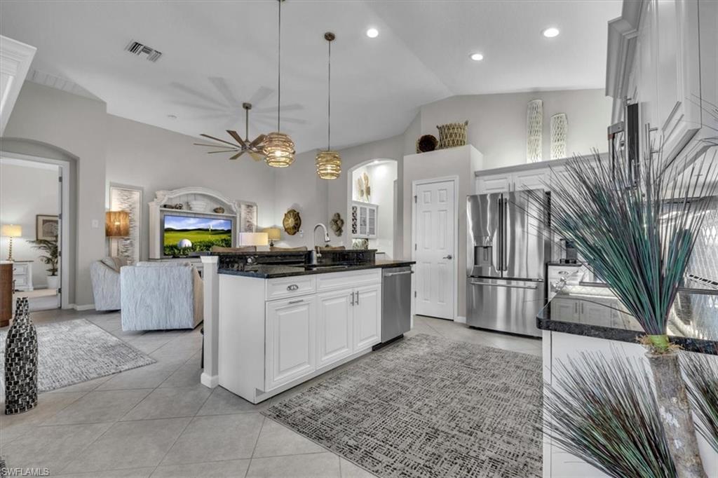 LAKEVIEW - Residential