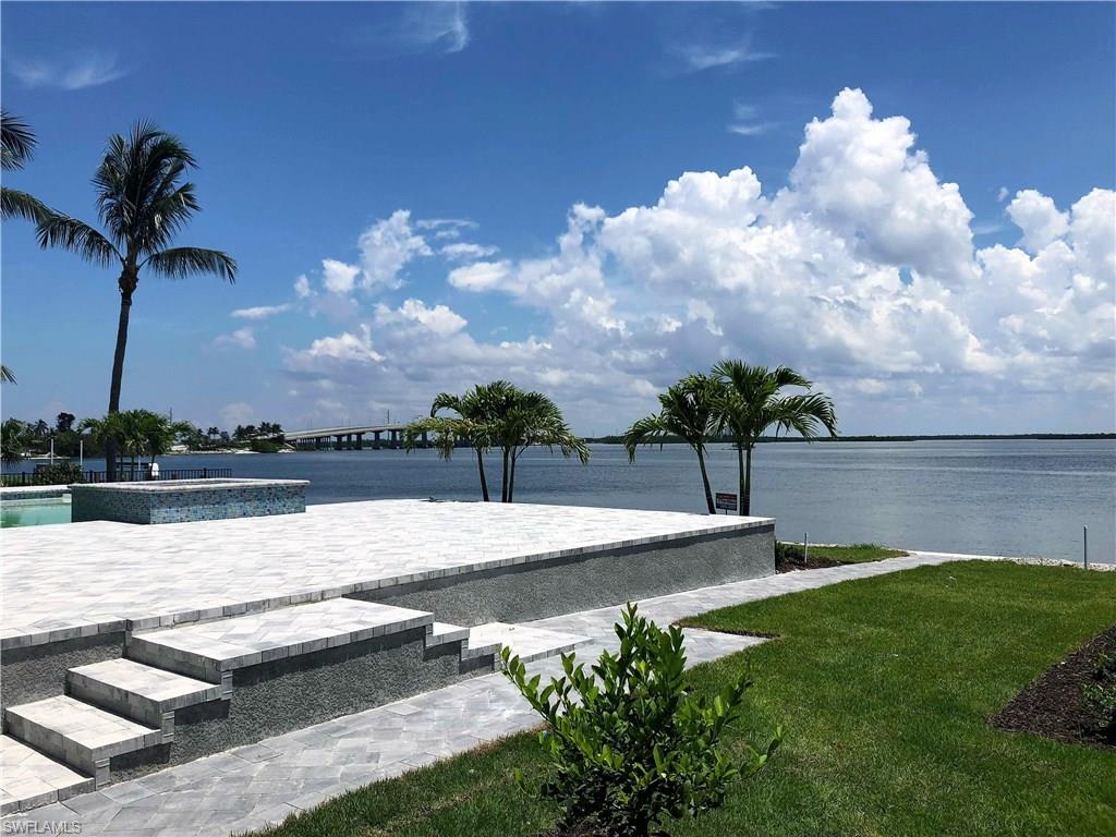 MARCO BEACH - Residential