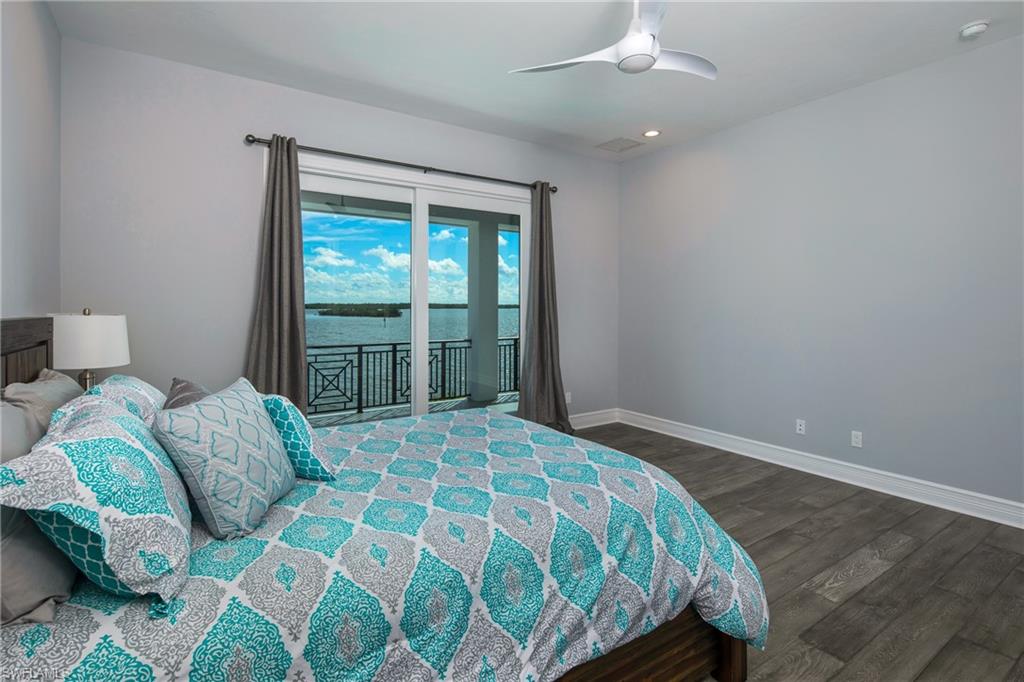 MARCO BEACH - Residential