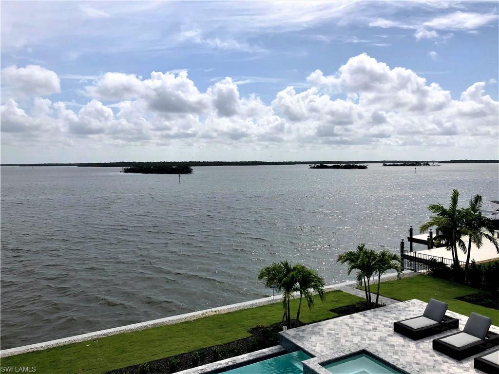 MARCO BEACH - Residential