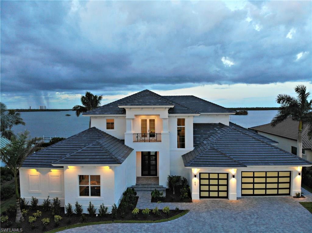 MARCO BEACH - Residential