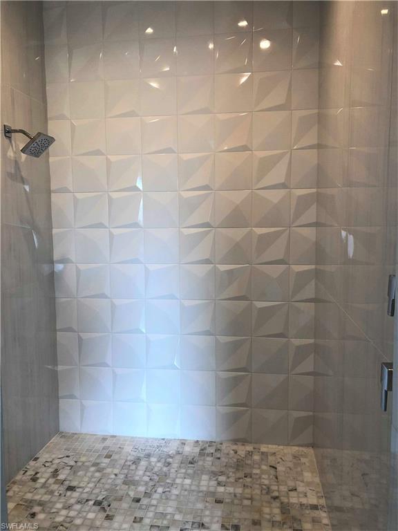 MARCO BEACH - Residential