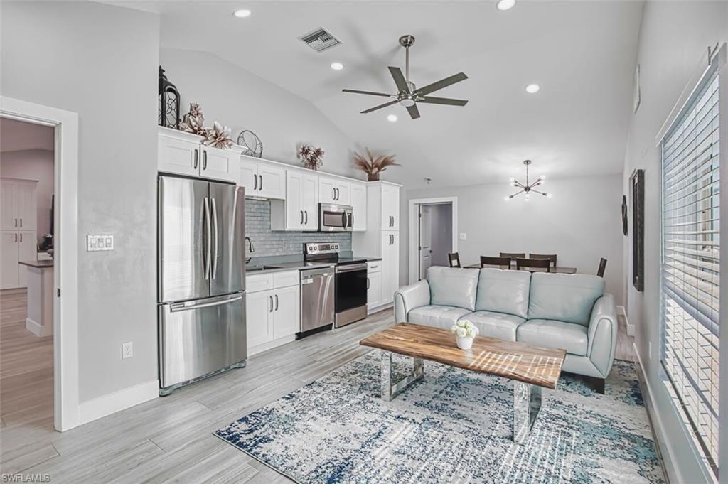 WHISKEY CREEK CLUB ESTATES - Residential