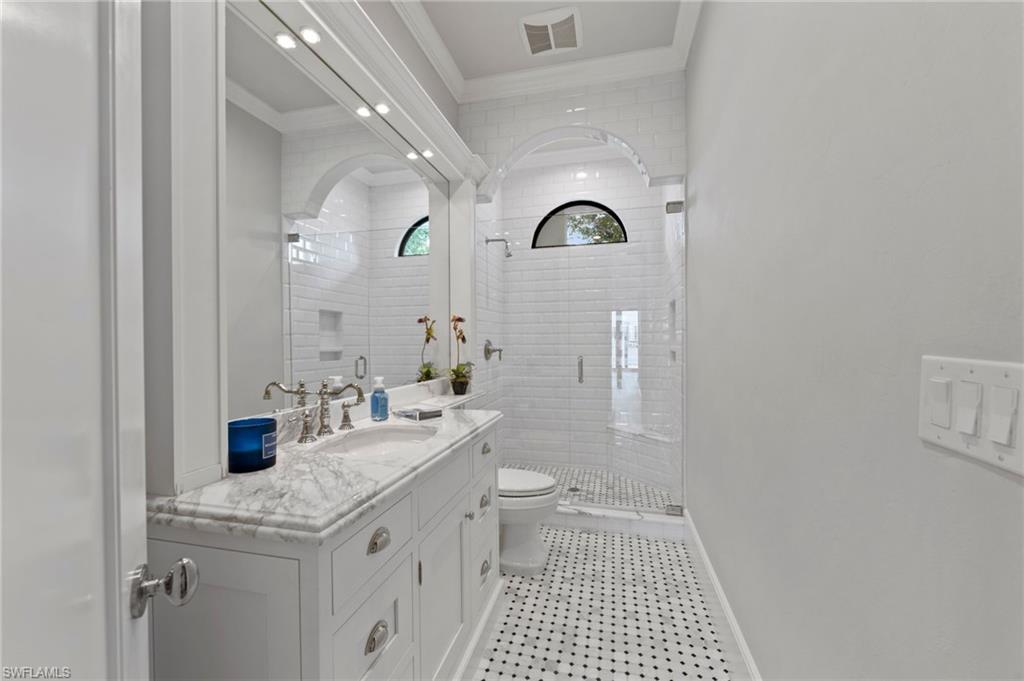 SOUTHPORT ON THE BAY - Residential