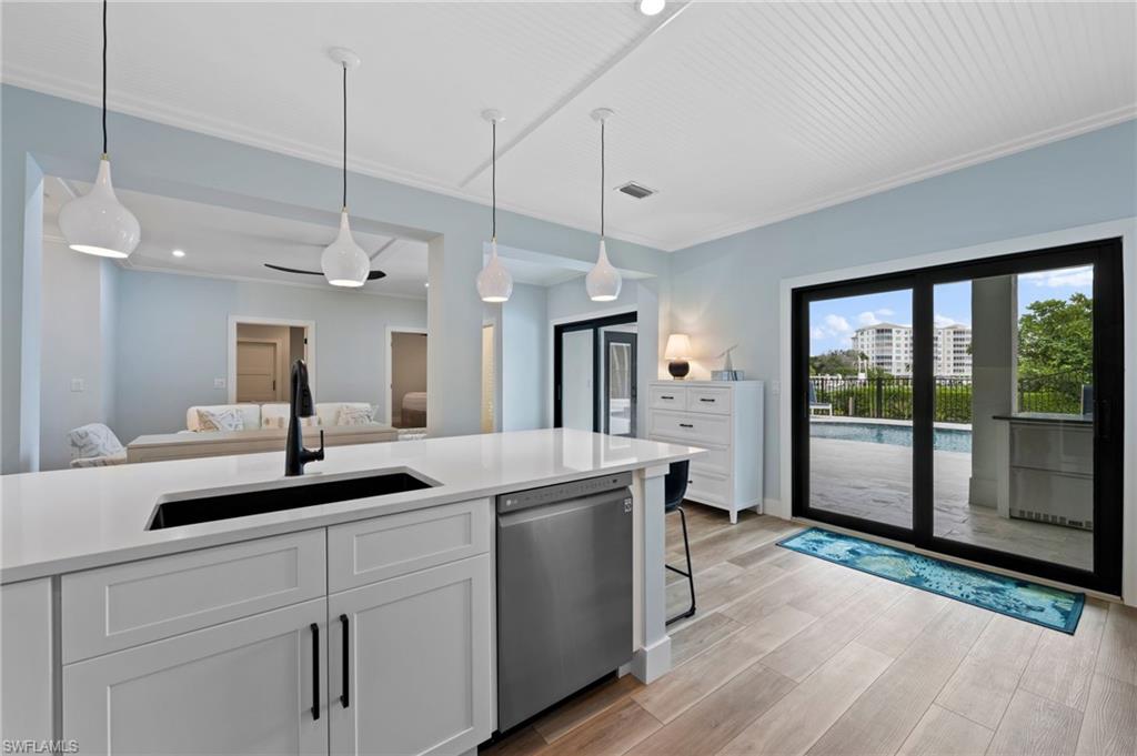 SOUTHPORT ON THE BAY - Residential