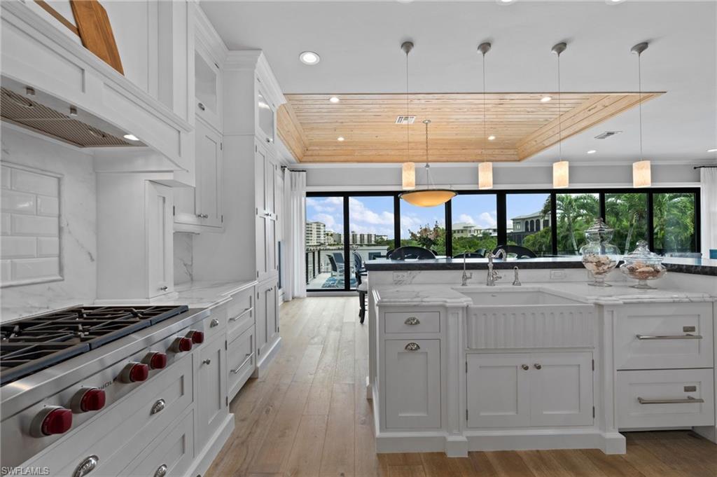 SOUTHPORT ON THE BAY - Residential