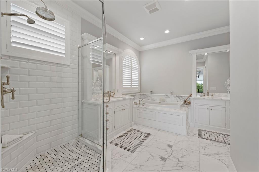 SOUTHPORT ON THE BAY - Residential