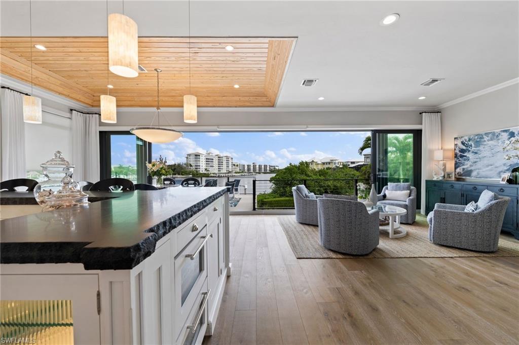 SOUTHPORT ON THE BAY - Residential