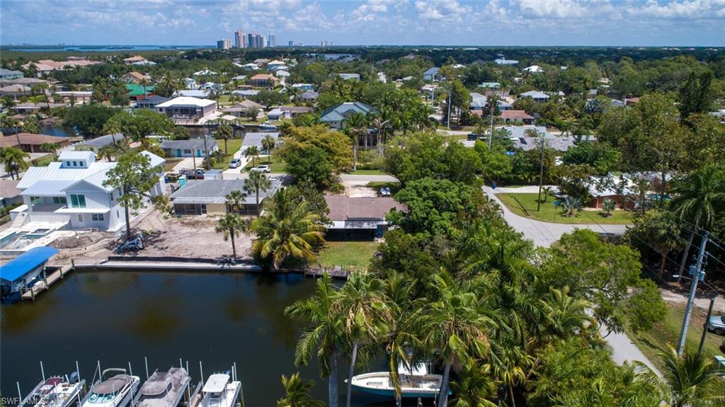 IMPERIAL SHORES - Residential