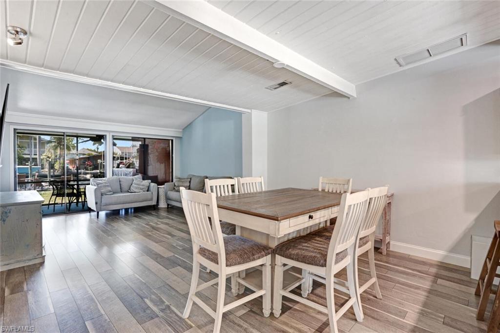 IMPERIAL SHORES - Residential