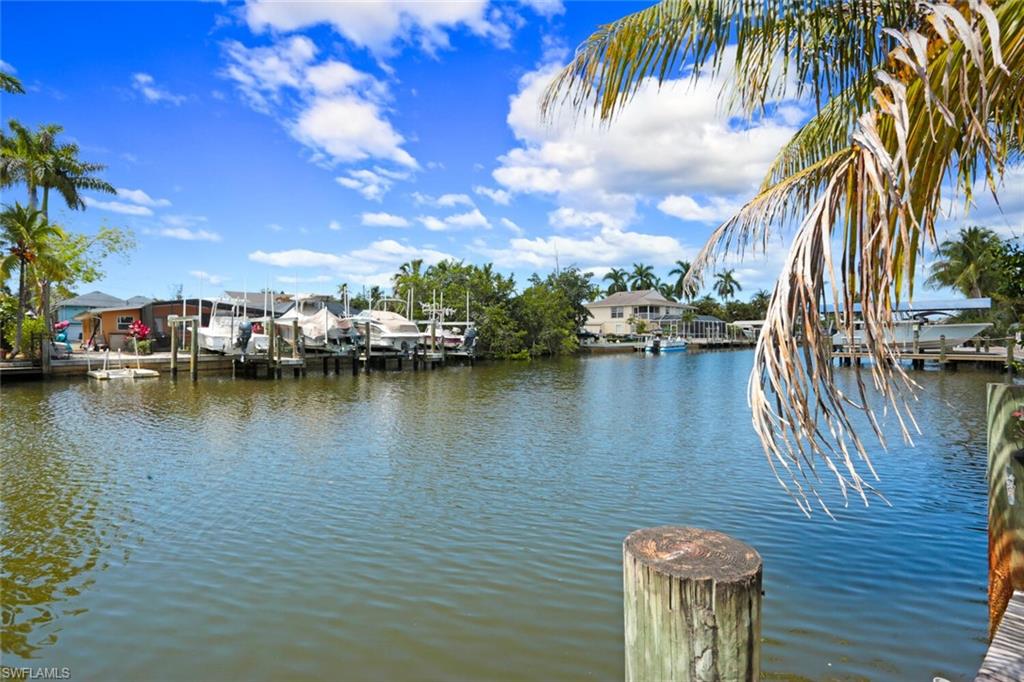 IMPERIAL SHORES - Residential