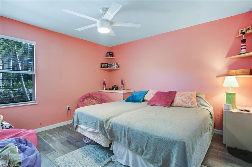 IMPERIAL SHORES - Residential